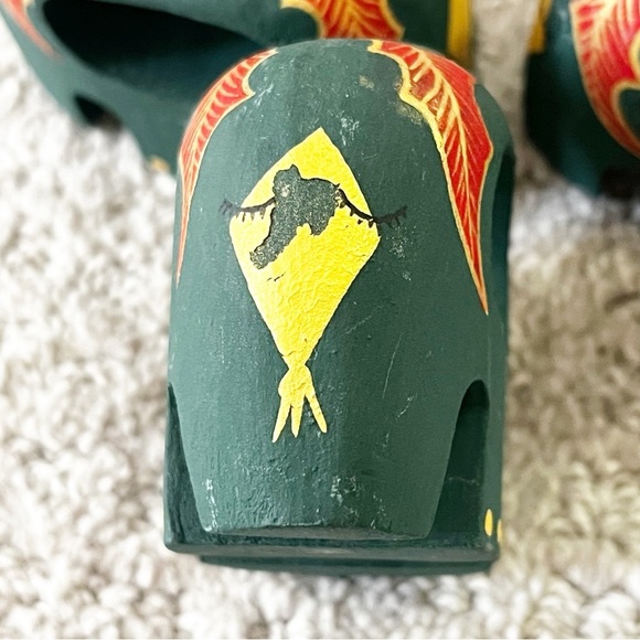 Green Elephant Wooden Napkin Rings Hand Painted Red Gold Holly Christmas 6x READ - Picture 5 of 8